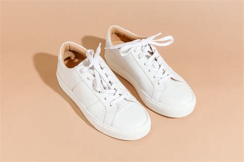 white sneakers women chloe